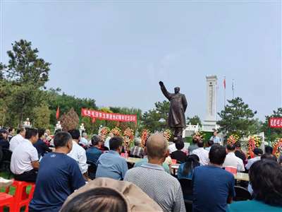 坚决打掉公知反毛嚣张气焰：北京、上海等地高调纪念毛主席逝世47周年！